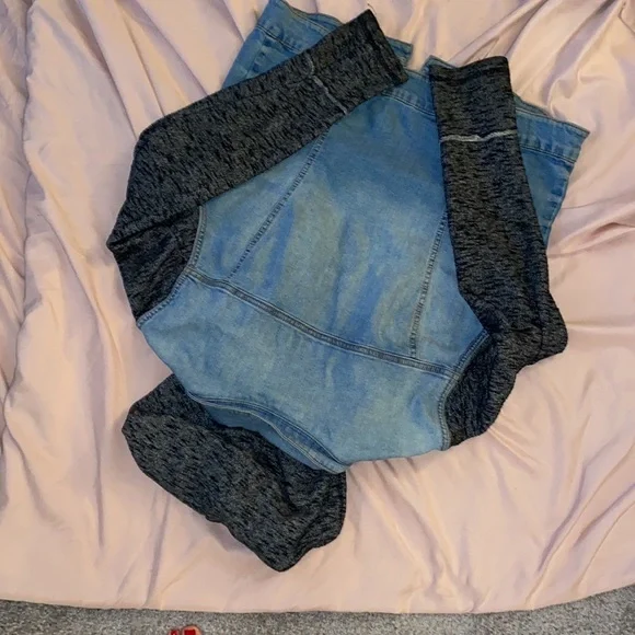 Jean Jacket - Picture 4 of 5